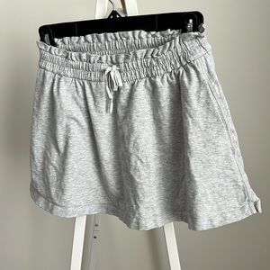 Ivivva girls skirt size 8